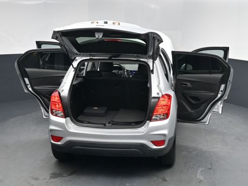 Used 2020 Chevrolet Trax LS w/ Tint and Cruise Package image 16