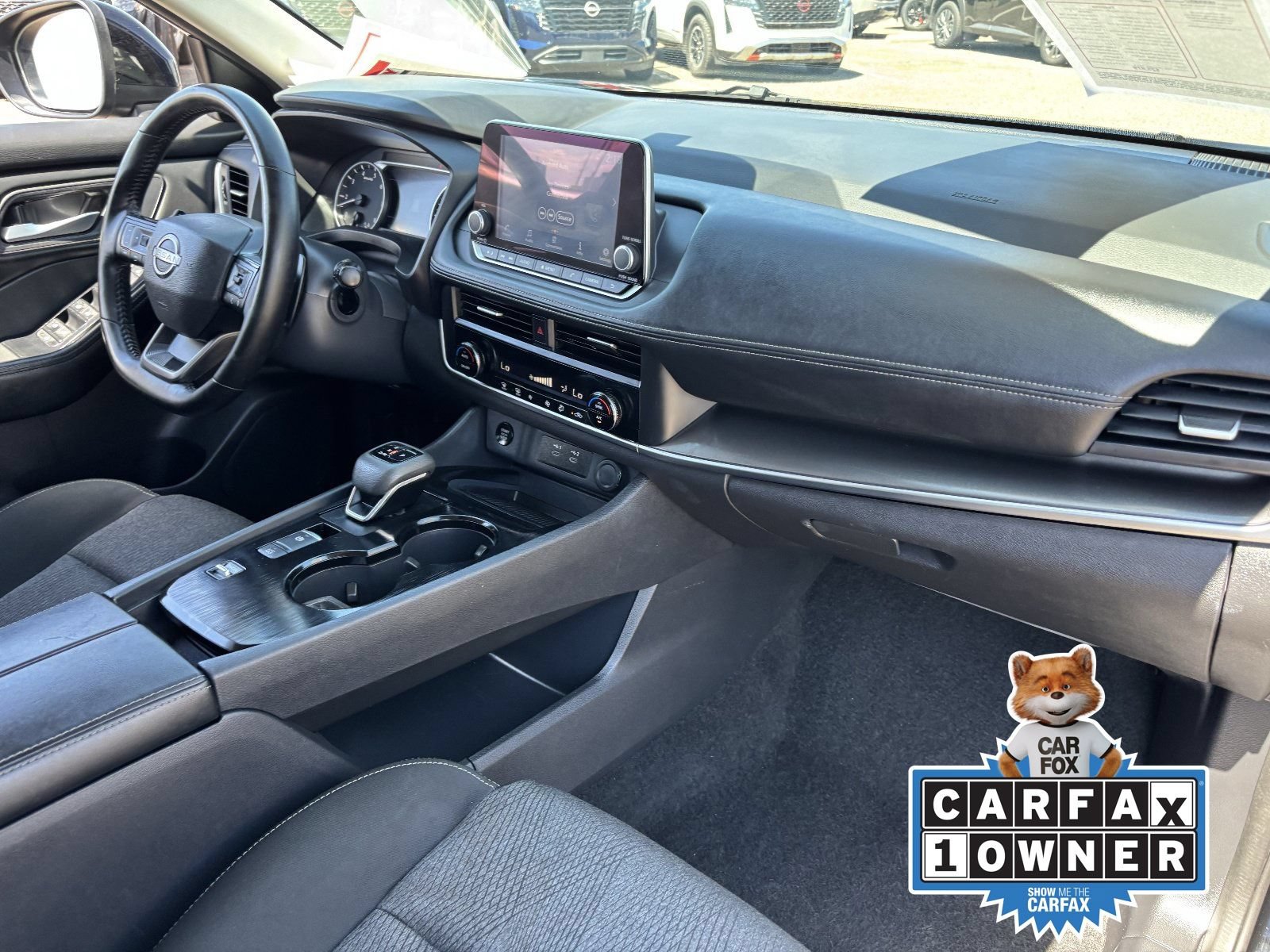 Certified 2025 Nissan Rogue SV FWD image 13
