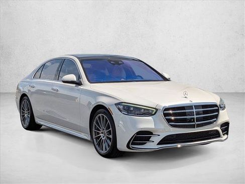 Certified 2023 Mercedes-Benz S 580e 4MATIC Sedan image 3
