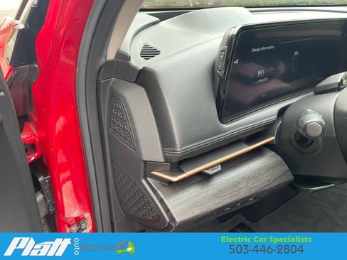Used 2023 Nissan Ariya FWD image 24