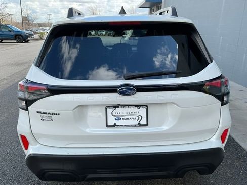 Certified 2025 Subaru Forester Premium AWD/4WD image 3