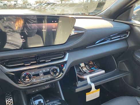 New 2026 Buick Envista Sport Touring w/ Studio Series image 33