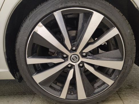 Used 2020 Nissan Altima 2.5 SR w/ Premium Package FWD image 31