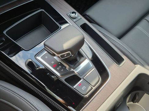 Used 2024 Audi Q5 e Prestige w/ Prestige Package AWD/4WD image 20