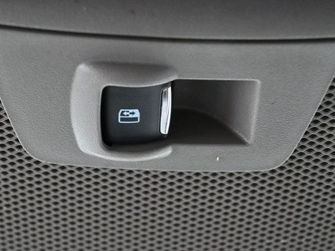 Used 2017 Ford F350 Lariat AWD/4WD image 28