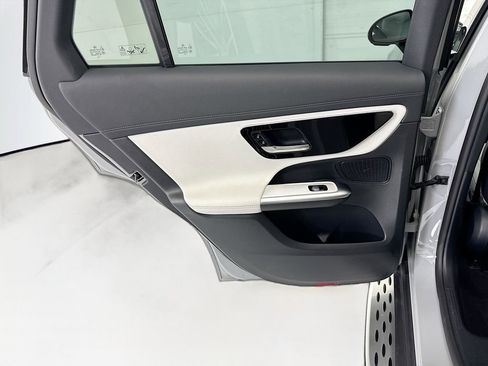 Certified 2026 Mercedes-Benz GLC 300 image 25