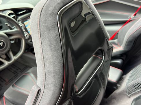 Used 2022 McLaren 720S Performance RWD image 28