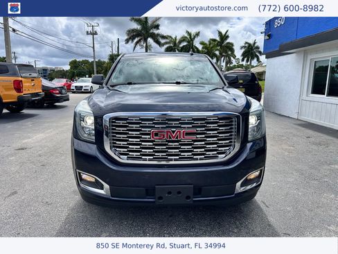 Used 2019 GMC Yukon Denali image 2