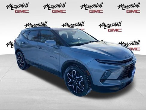 Used 2024 Chevrolet Blazer RS w/ Driver Confidence II Package image 3