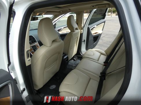 Used 2017 Volvo XC60 T5 Inscription w/ Preferred Option Package FWD image 43