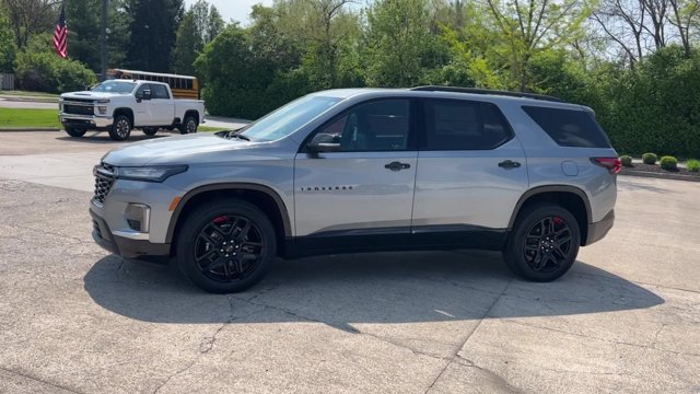 Used 2023 Chevrolet Traverse Premier w/ Redline Edition FWD image 6
