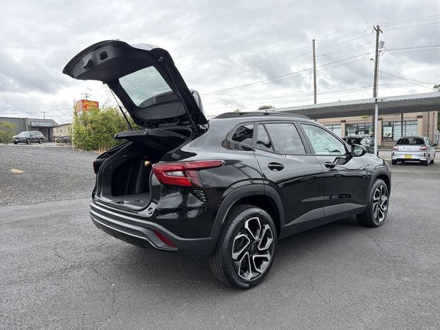Certified 2025 Chevrolet Trax RS w/ Driver Confidence Package FWD image 9