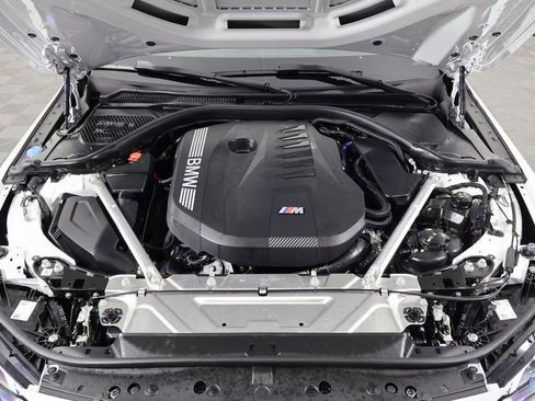 Used 2025 BMW M440i Convertible w/ Premium Package RWD image 16