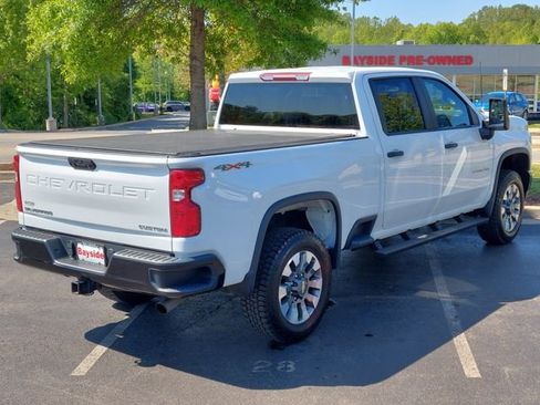 Used 2022 Chevrolet Silverado 2500 Custom w/ Custom Value Package AWD/4WD image 23