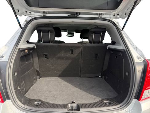 Used 2018 Chevrolet Trax LS image 16