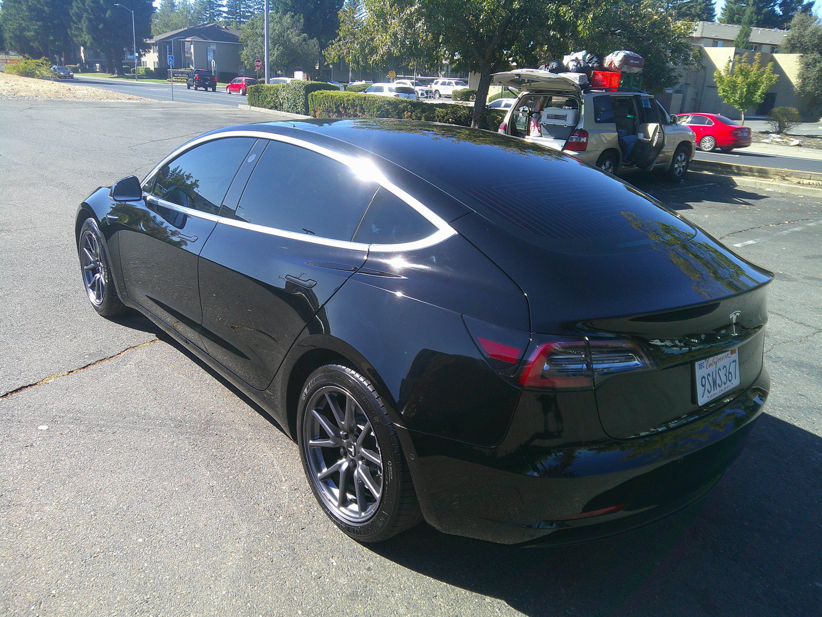 Used 2020 Tesla Model 3 Standard Range Plus RWD image 5