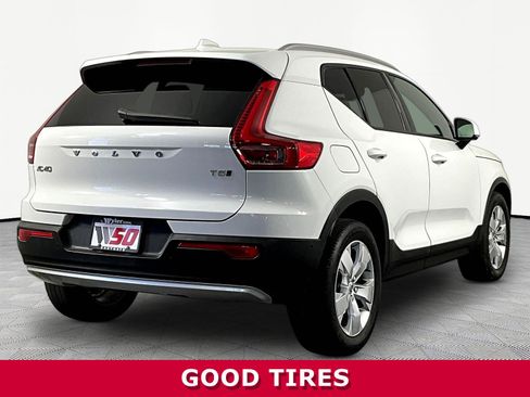 Used 2019 Volvo XC40 T5 Momentum AWD/4WD image 6