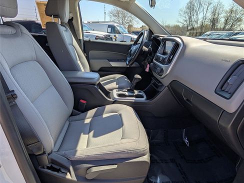 Used 2018 Chevrolet Colorado LT w/ LT Convenience Package image 10