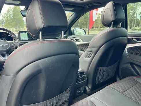 Used 2019 Genesis G70 2.0T Advanced w/ Sport Package image 27