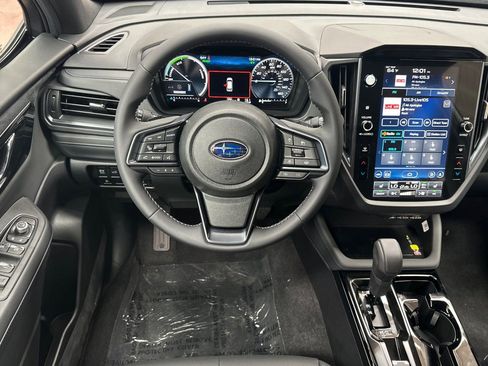 New 2026 Subaru Forester Touring AWD/4WD image 17