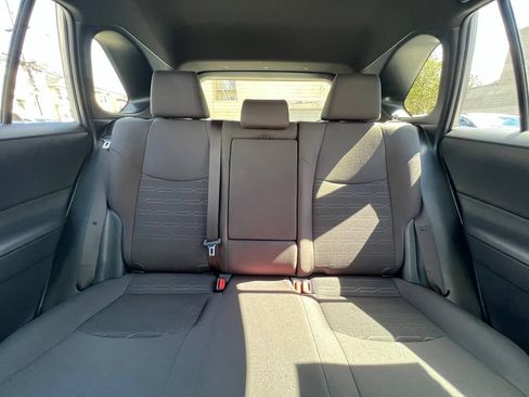 Used 2023 Toyota RAV4 SE w/ Convenience Package AWD/4WD image 15