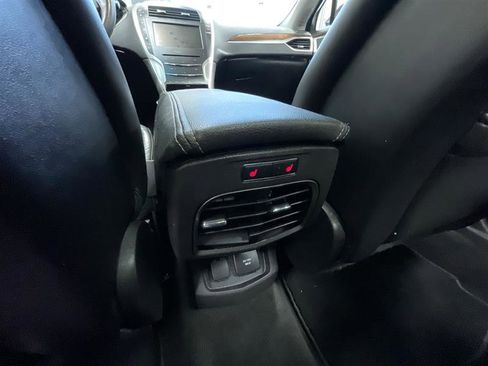 Used 2014 Lincoln MKZ Hybrid FWD image 24