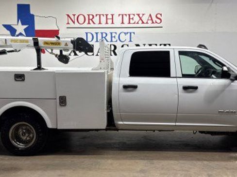 Used 2022 RAM 3500 Tradesman AWD/4WD image 1