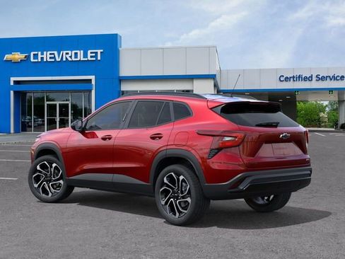 New 2026 Chevrolet Trax RS w/ Sunroof Package FWD image 3