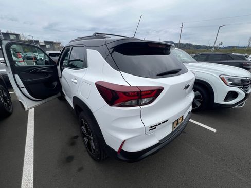 Used 2023 Chevrolet TrailBlazer RS image 4