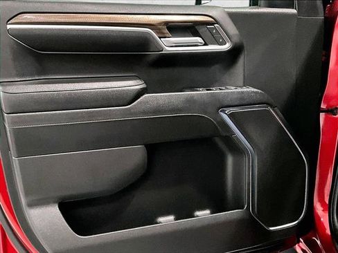 Used 2023 Chevrolet Silverado 1500 LT RWD image 18