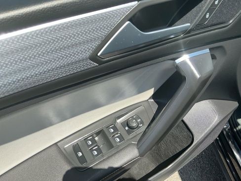 Used 2023 Volkswagen Tiguan S FWD image 16
