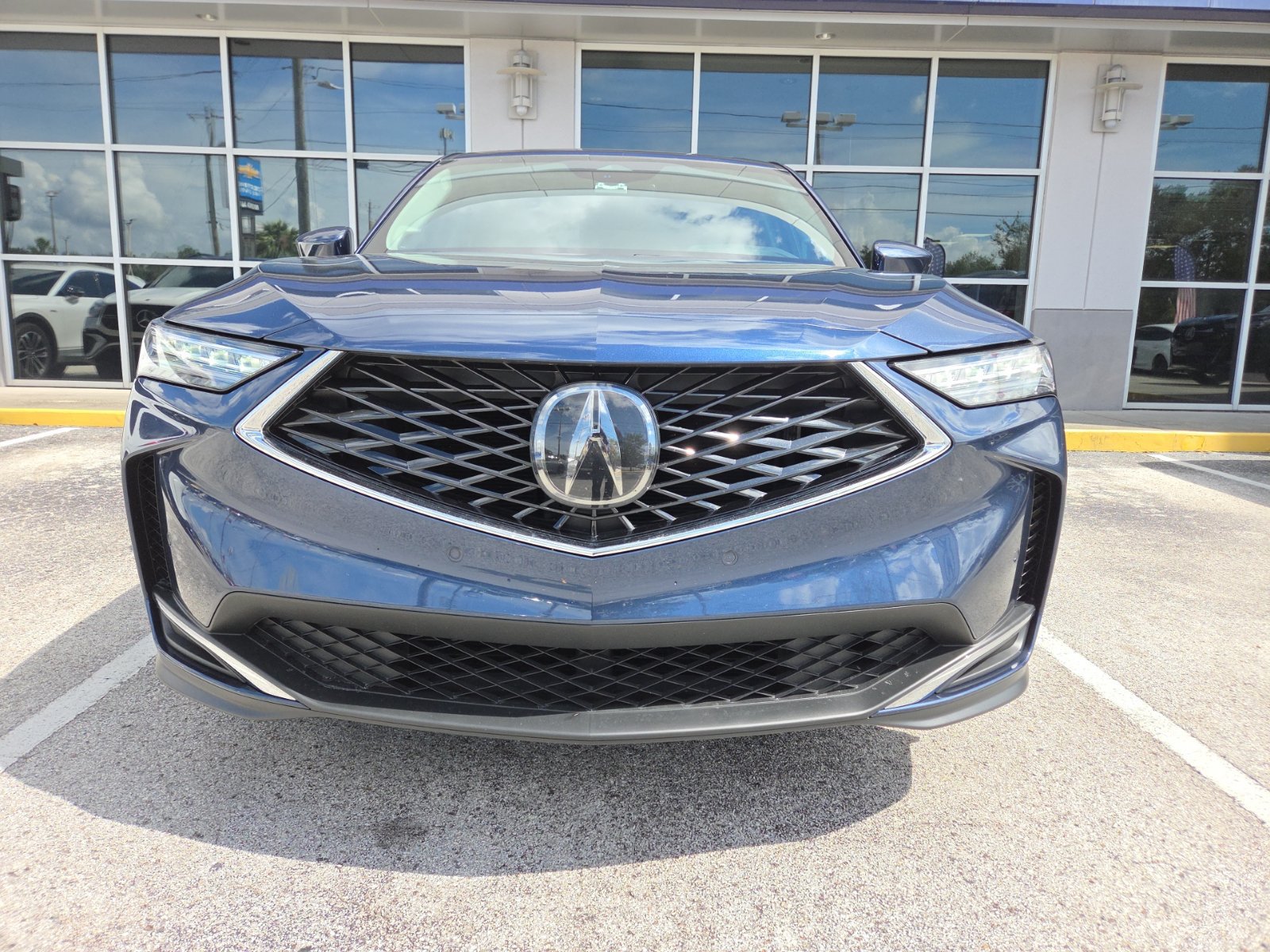 Used 2026 Acura MDX w/ Technology Package FWD image 3