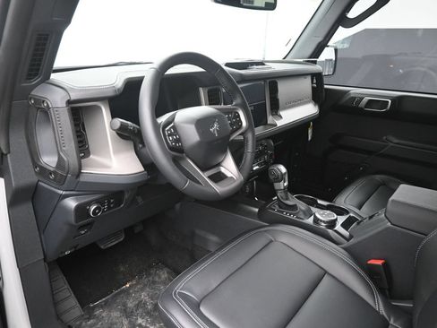 New 2026 Ford Bronco Outer Banks AWD/4WD image 33