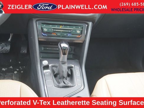 Used 2024 Volkswagen Tiguan SE image 15