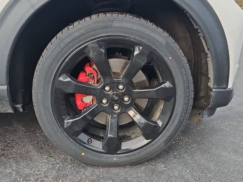 Used 2022 Ford Explorer ST w/ Equipment Group 401A image 12