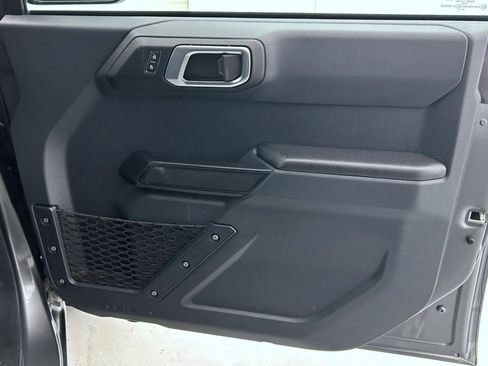 Used 2025 Ford Bronco Big Bend image 16