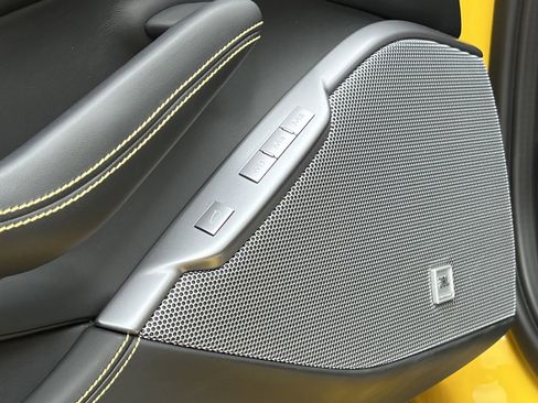 Used 2022 Ferrari Portofino M image 47