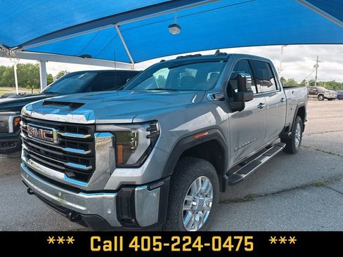 Used 2024 GMC Sierra 3500 SLT w/ SLT Premium Package AWD/4WD image 1