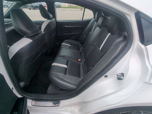 Used 2025 Toyota Camry SE w/ Convenience Package FWD image 10