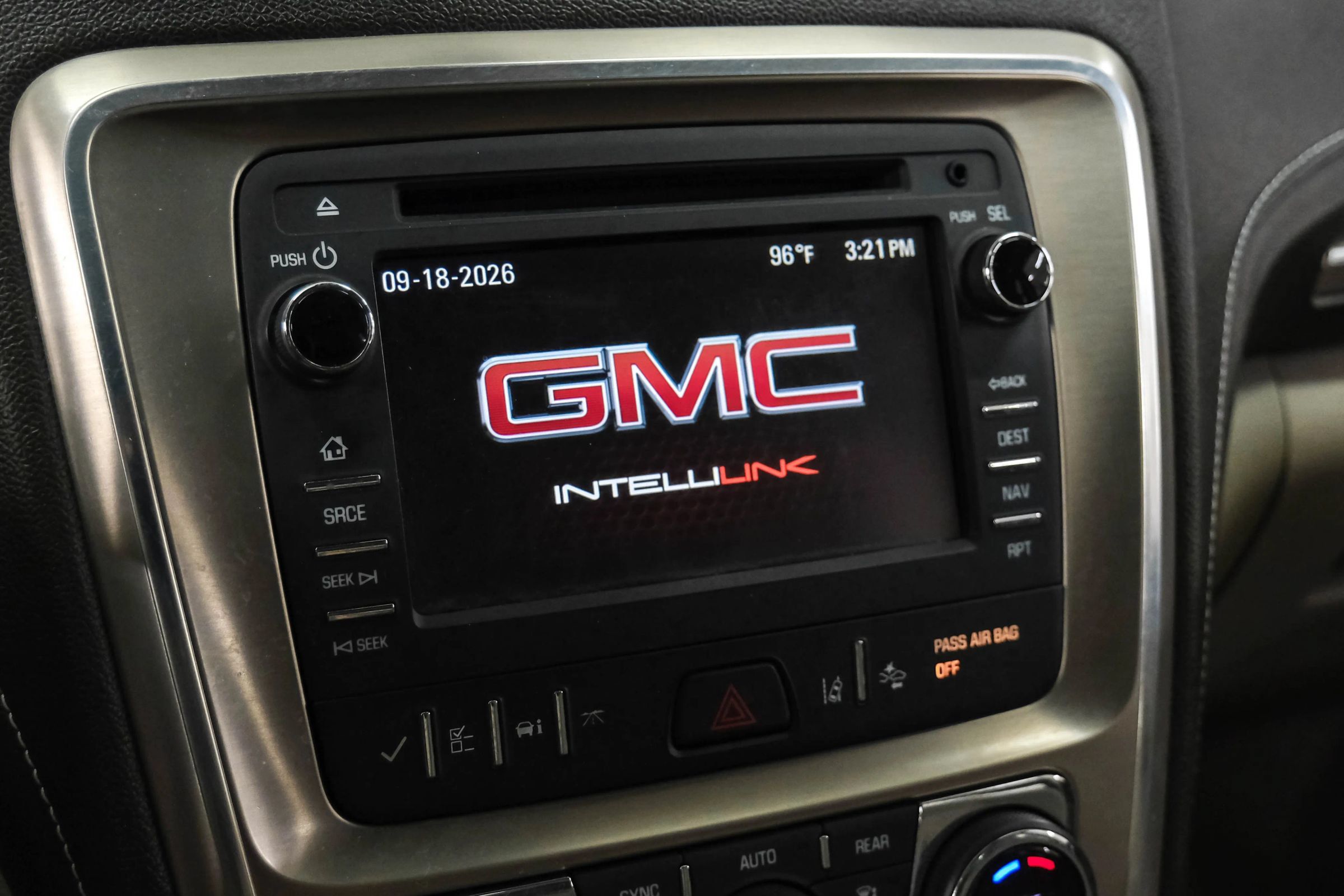 Used 2015 GMC Acadia Denali FWD image 25