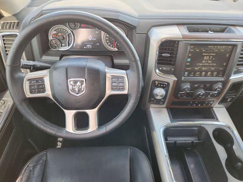 Used 2015 RAM 1500 Laramie w/ Convenience Group AWD/4WD image 11