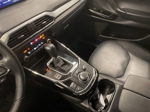 Used 2023 MAZDA CX-9 Touring image 15
