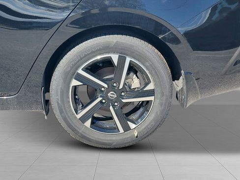 New 2025 Nissan Sentra SV image 10