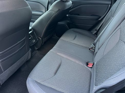 Used 2025 Subaru Forester Premium AWD/4WD image 12