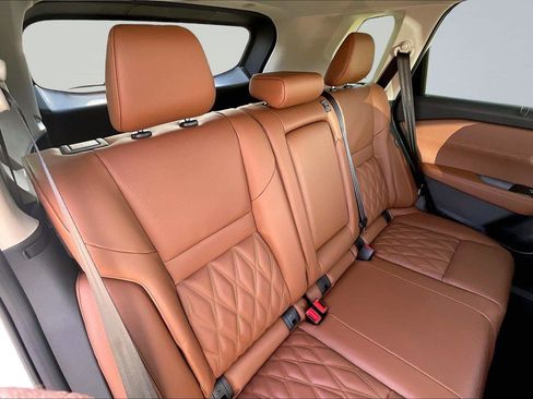 New 2026 Nissan Rogue Platinum w/ Platinum Premium Package image 10