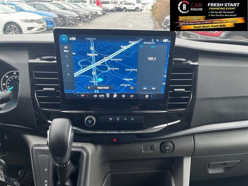 Used 2024 Ford Transit 350 XLT image 22