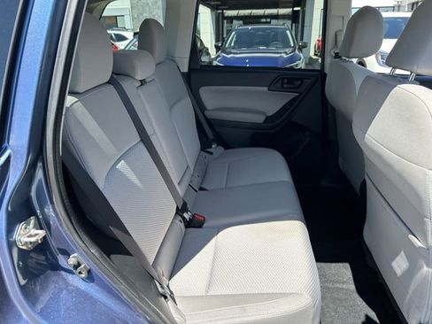Used 2017 Subaru Forester 2.5i Premium AWD/4WD image 24