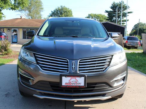 Used 2017 Lincoln MKC Reserve AWD/4WD image 3