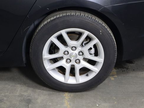 Used 2015 Chevrolet Malibu LT w/ Power Convenience Package FWD image 40