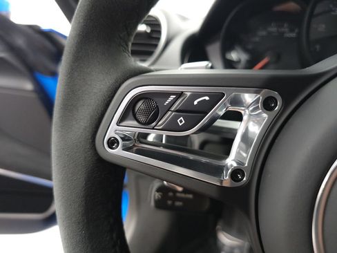 Used 2022 Porsche 718 Cayman GTS RWD image 10